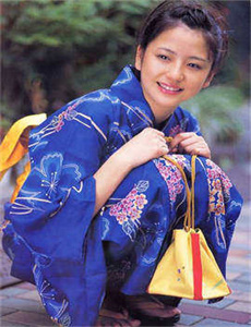 《强姧美女视频-极品厕拍》