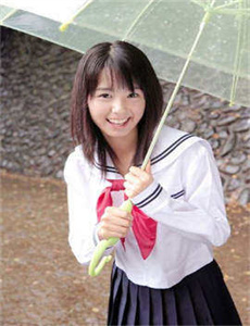 《三人行必有我妹2-色婷婷视频》