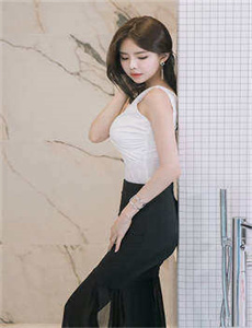 《恋脚癖-任我鲁精品视频精品》